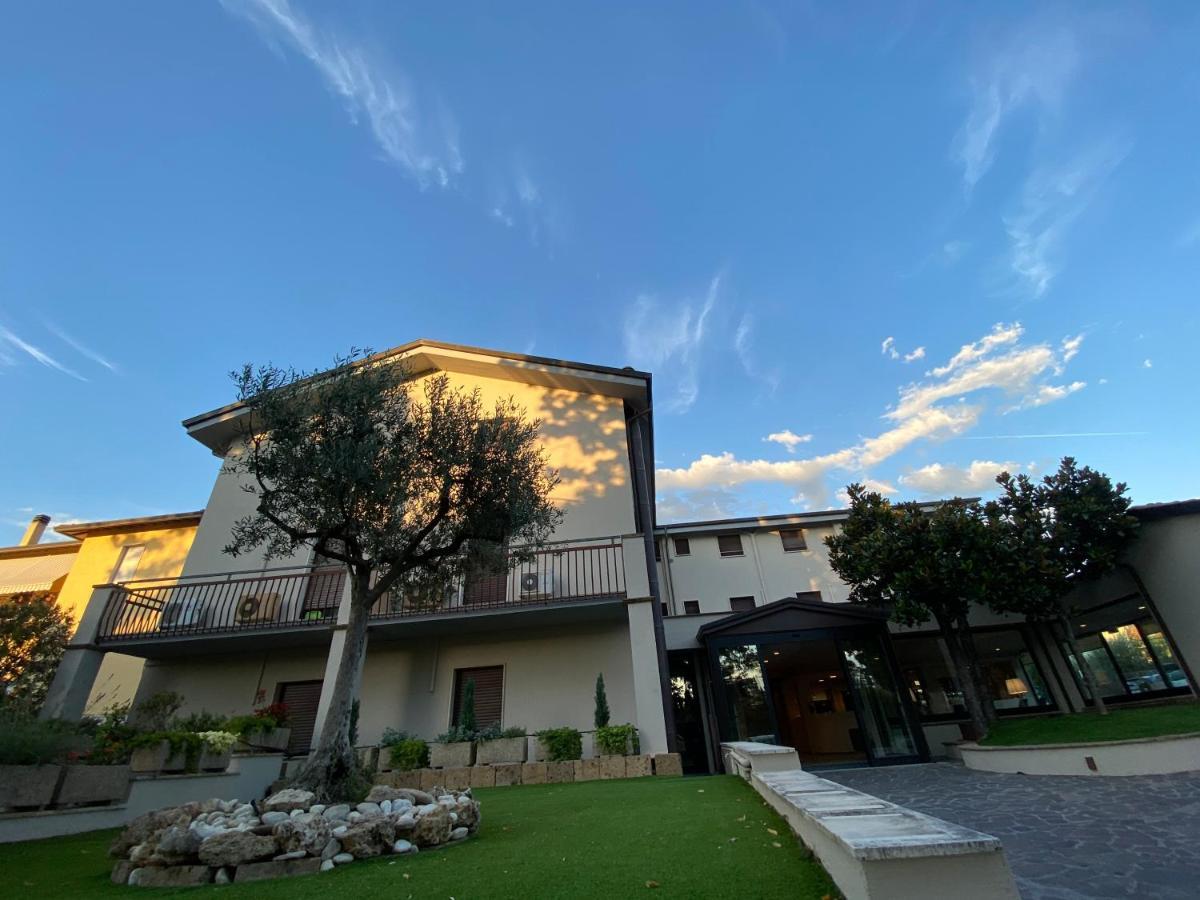 Le Grazie Hotel Assisi Exterior photo